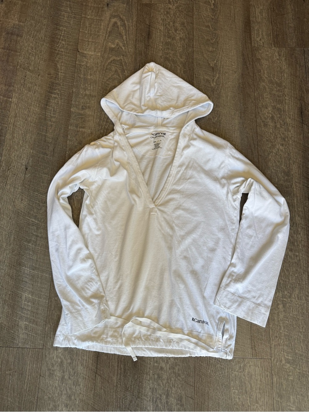Carnival Cruise Wear White Lightweight Hooded Pullover Top Women’s Medium